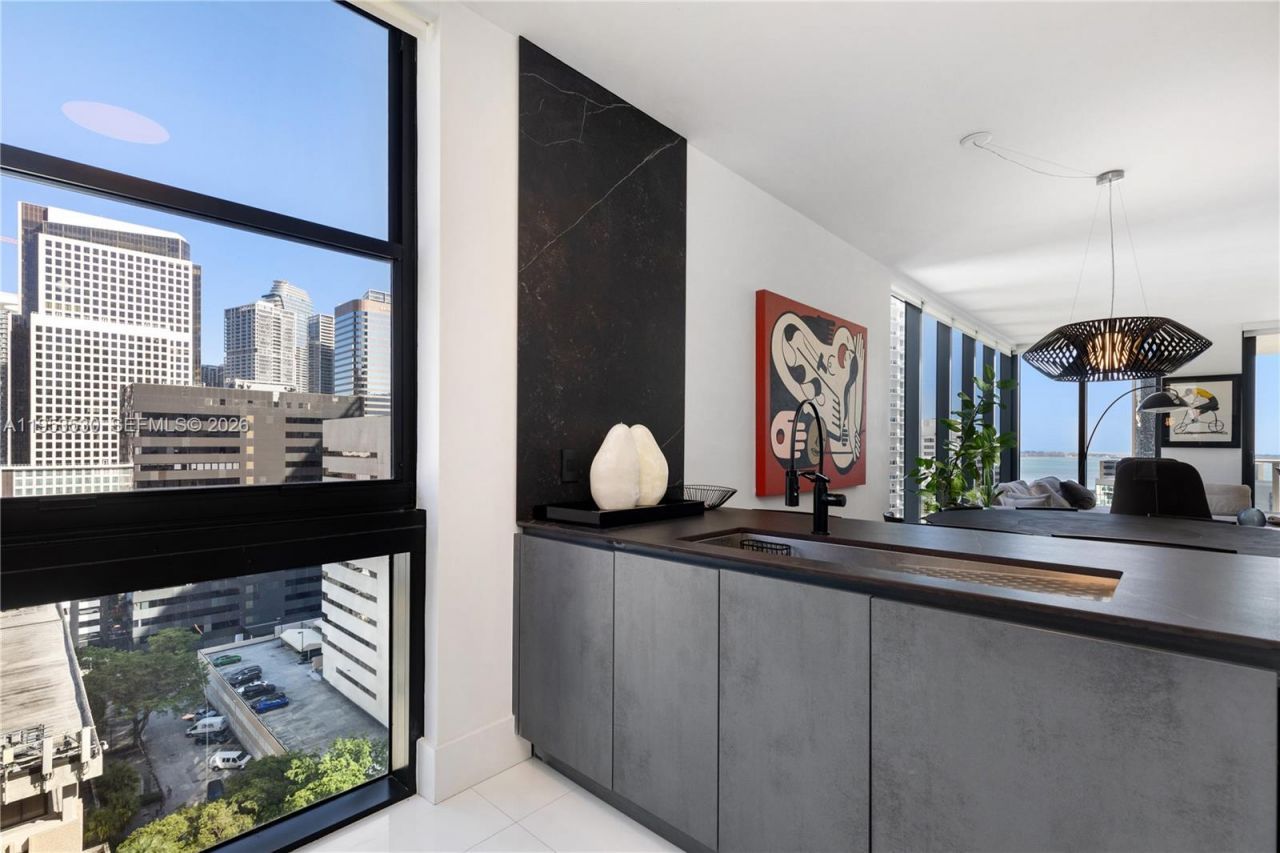 1010 Brickell Ave , Unit 1701, Miami, FL 33131 Photo