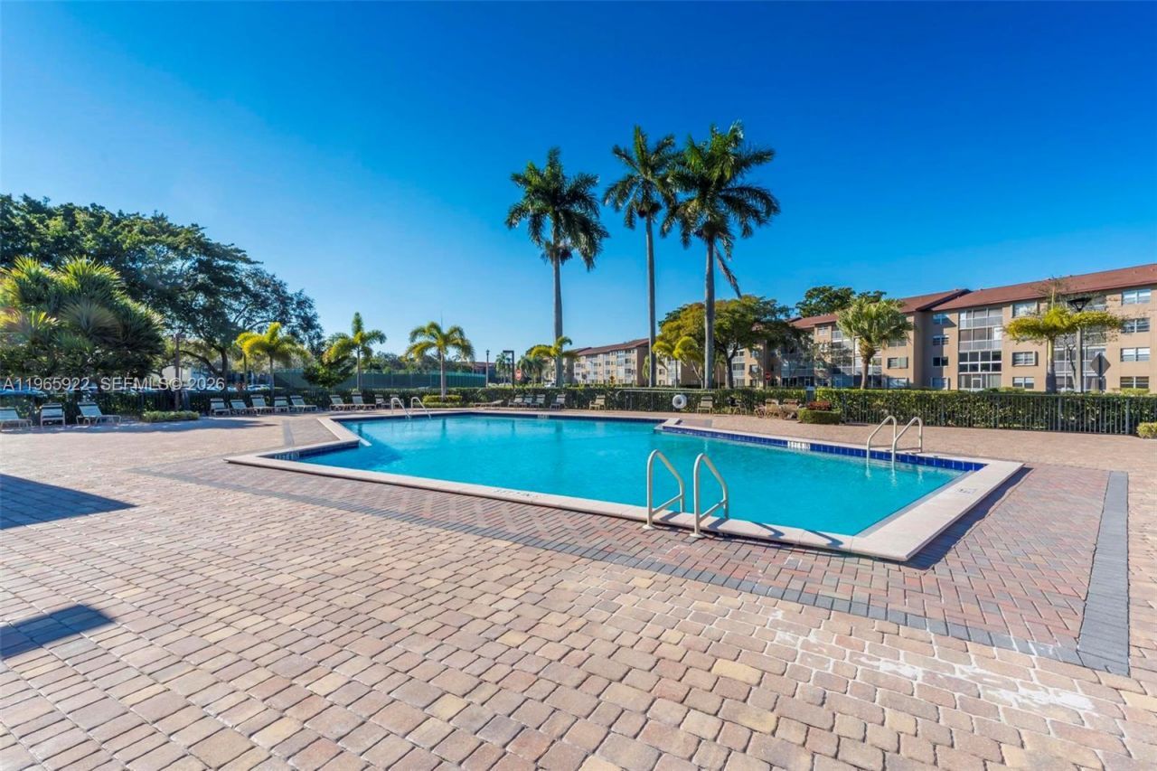 12800 SW 7th Ct , Unit 311G, Pembroke Pines, FL 33027 Photo