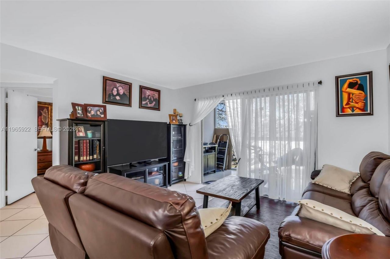 12800 SW 7th Ct , Unit 311G, Pembroke Pines, FL 33027 Photo