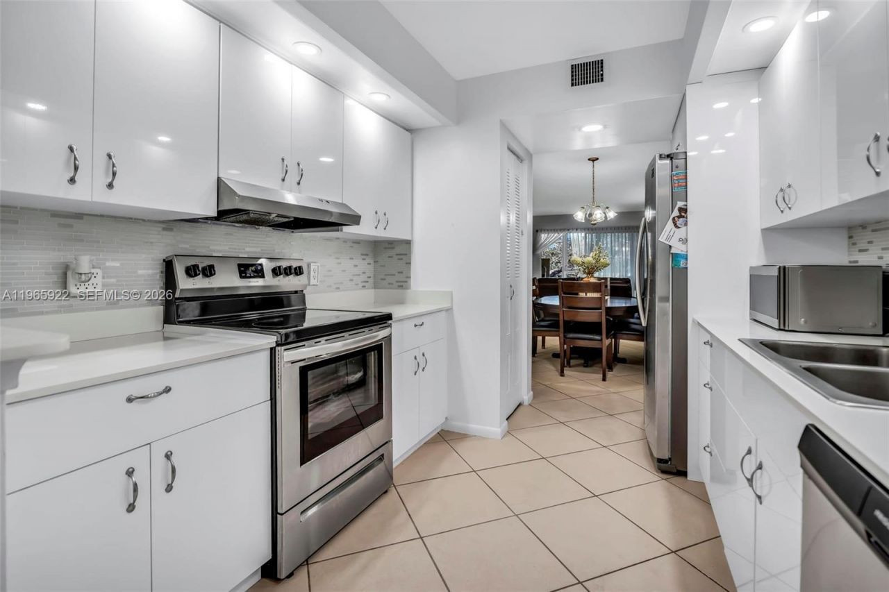 12800 SW 7th Ct , Unit 311G, Pembroke Pines, FL 33027 Photo