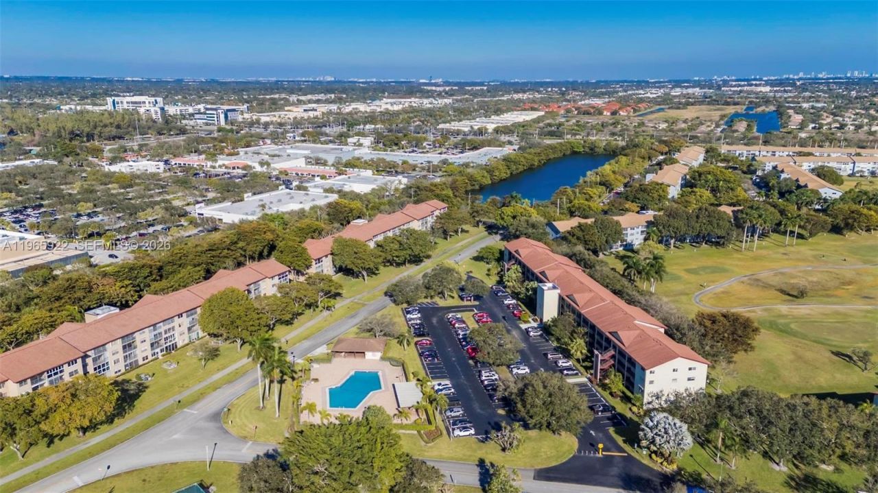 12800 SW 7th Ct , Unit 311G, Pembroke Pines, FL 33027 Photo