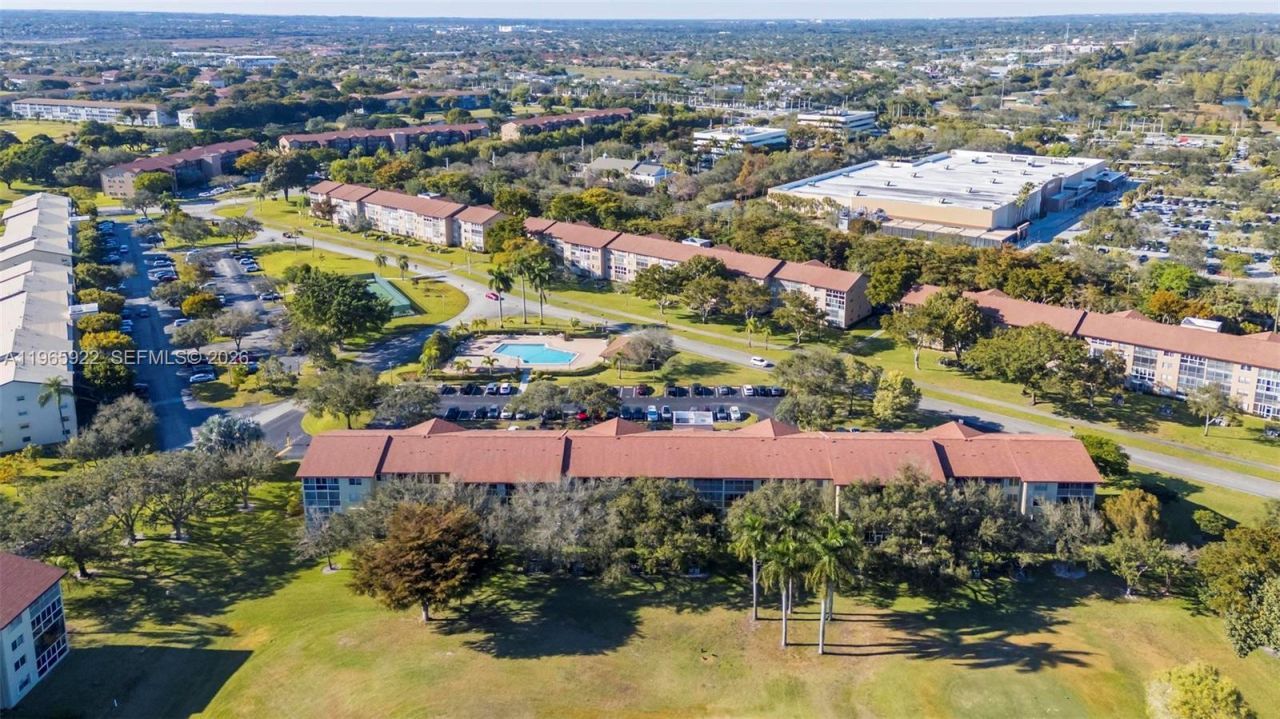 12800 SW 7th Ct , Unit 311G, Pembroke Pines, FL 33027 Photo