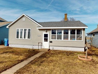 1022 W 2nd Street, Winona, MN 55987