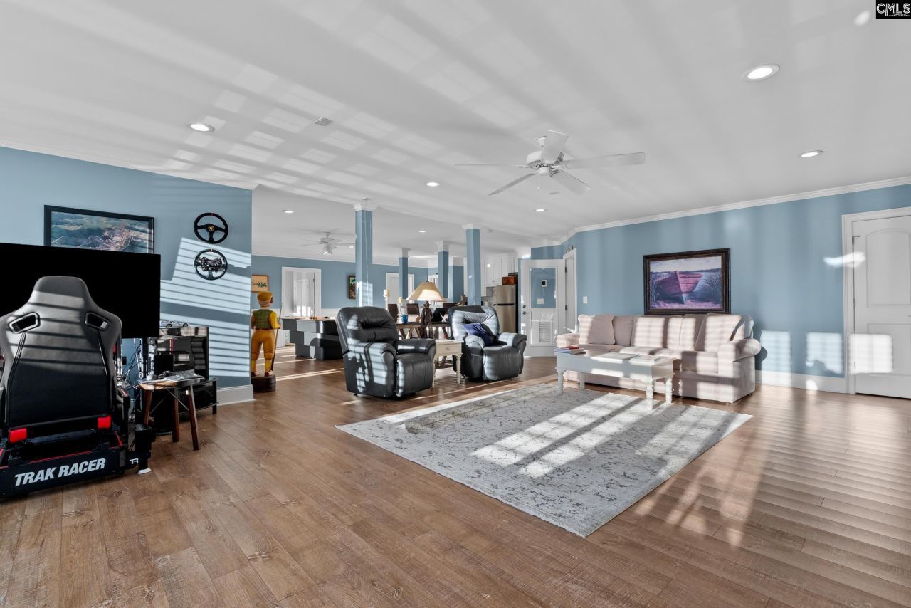 604 Wisteria Key Place  Photo 27