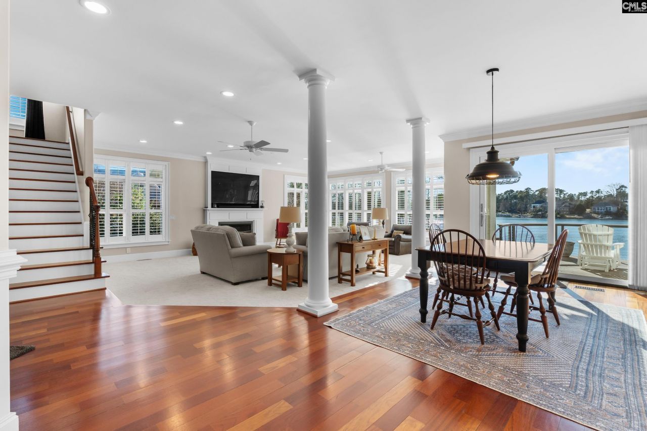 604 Wisteria Key Place  Photo 7