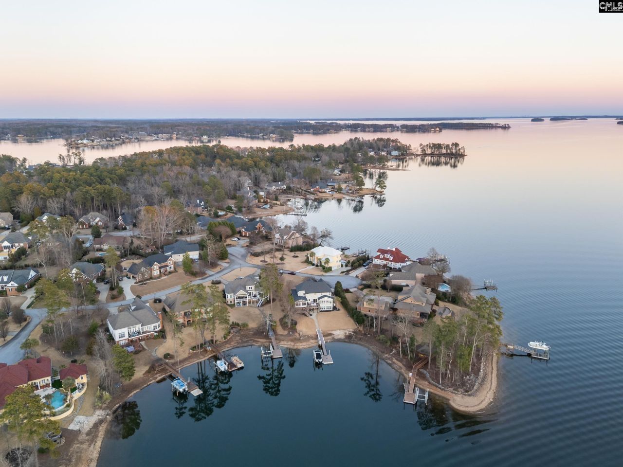 604 Wisteria Key Place  Photo 77