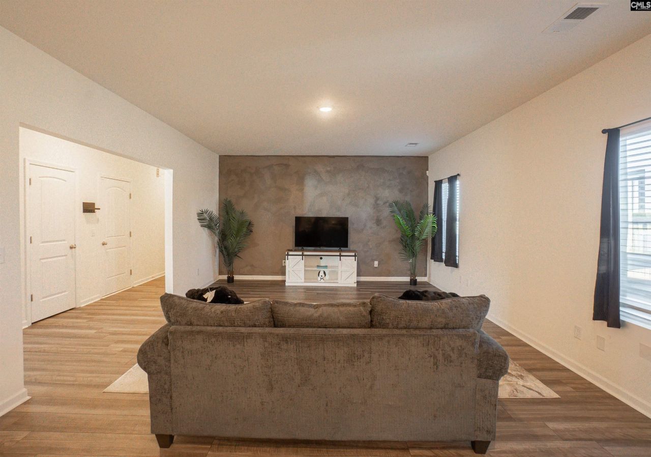 6935 Depass St Photo 11