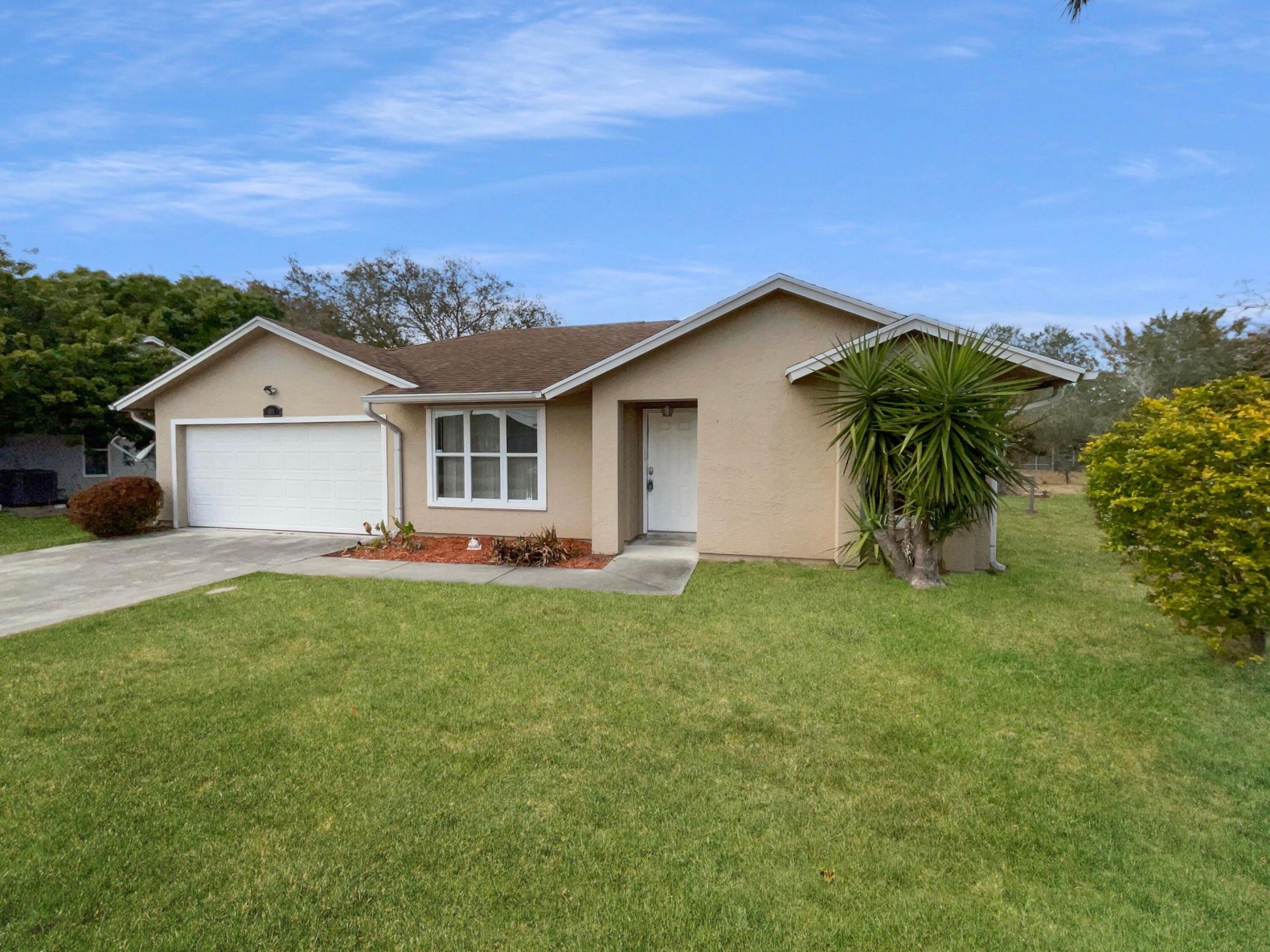 681 SW Mccoy Avenue, Port Saint Lucie, FL 34953 Photo