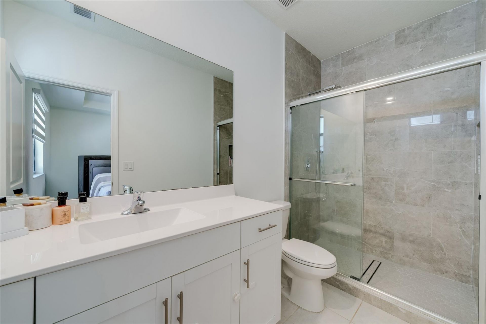 11392 W 34th Way, Hialeah, FL 33018 Photo