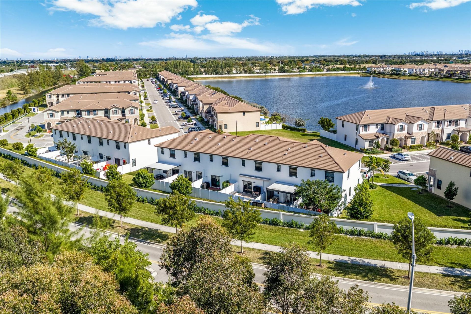 11392 W 34th Way, Hialeah, FL 33018 Photo