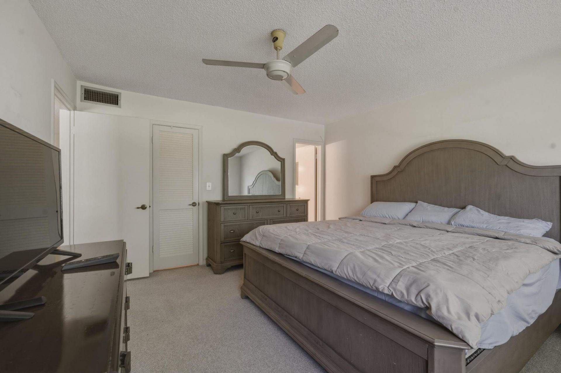 8970 S Hollybrook Boulevard, Unit 308, Pembroke Pines, FL 33025 Photo