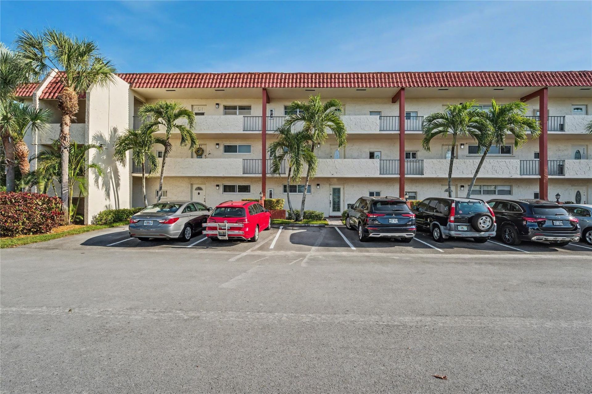 8970 S Hollybrook Boulevard, Unit 308, Pembroke Pines, FL 33025 Photo