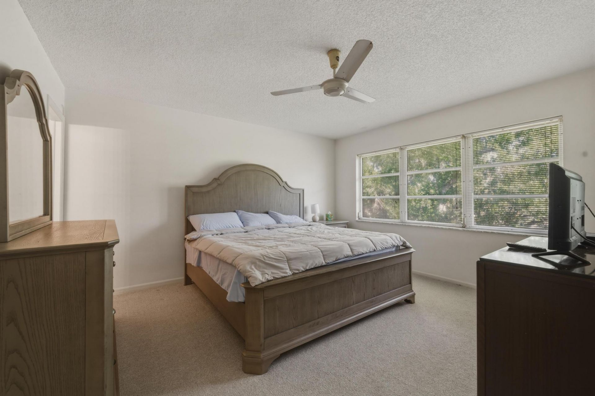 8970 S Hollybrook Boulevard, Unit 308, Pembroke Pines, FL 33025 Photo