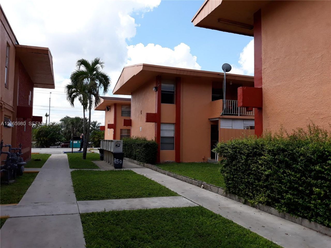 6850 W 14th Ct, Unit 12B, Hialeah, FL 33014 Photo