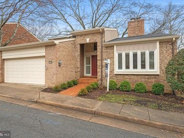1703 MAPLE HILL PLACE, ALEXANDRIA, VA 22302