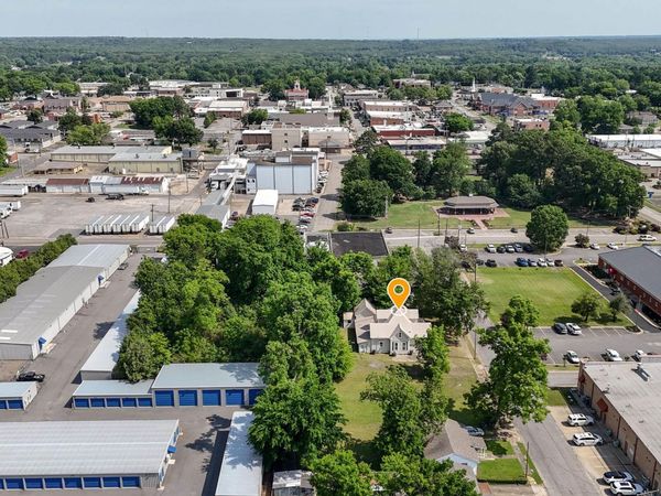 409 S Spring Street, Searcy, AR 72143