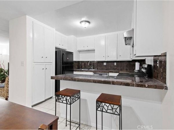 444 Obispo Avenue, Unit 3, Long Beach, CA 90814