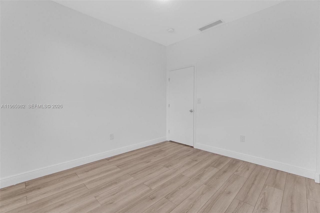 2176 NW 64th St , Unit 2176, Miami, FL 33147 Photo