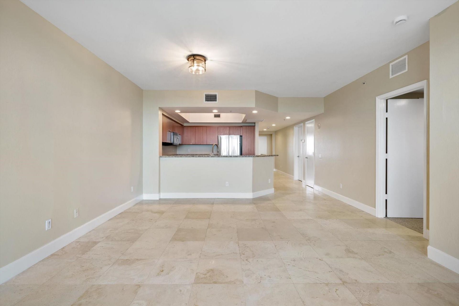 14951 Royal Oaks Lane, Unit 1506, North Miami, FL 33181 Photo
