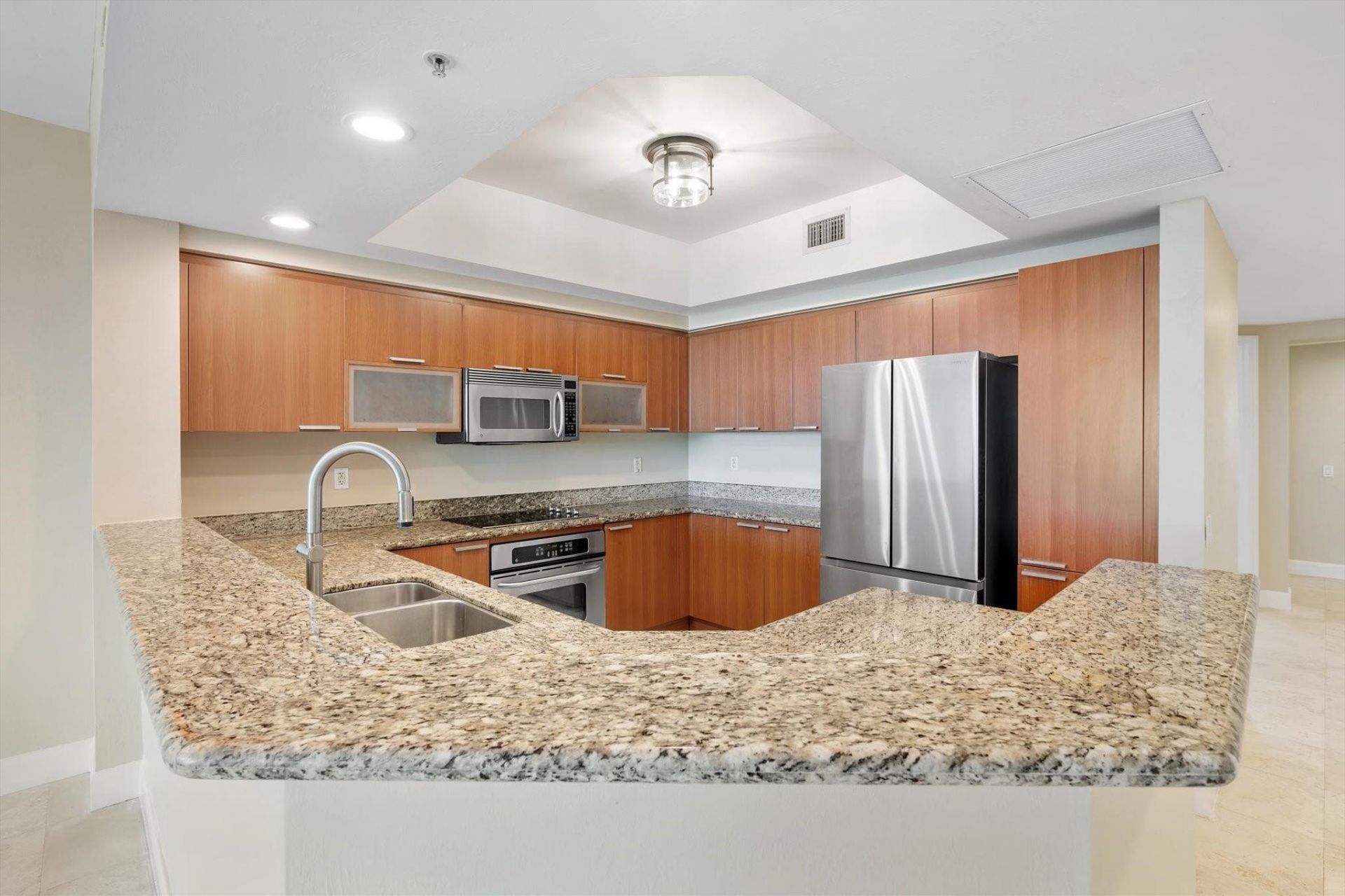 14951 Royal Oaks Lane, Unit 1506, North Miami, FL 33181 Photo