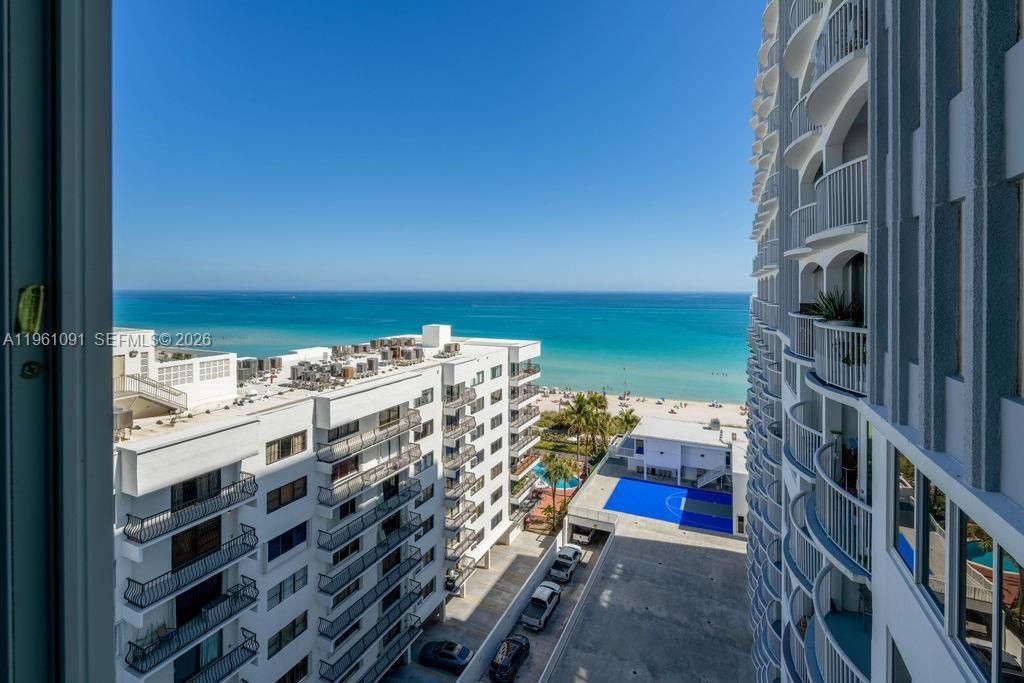 5401 Collins Ave, Unit 919, Miami Beach, FL 33140 Photo