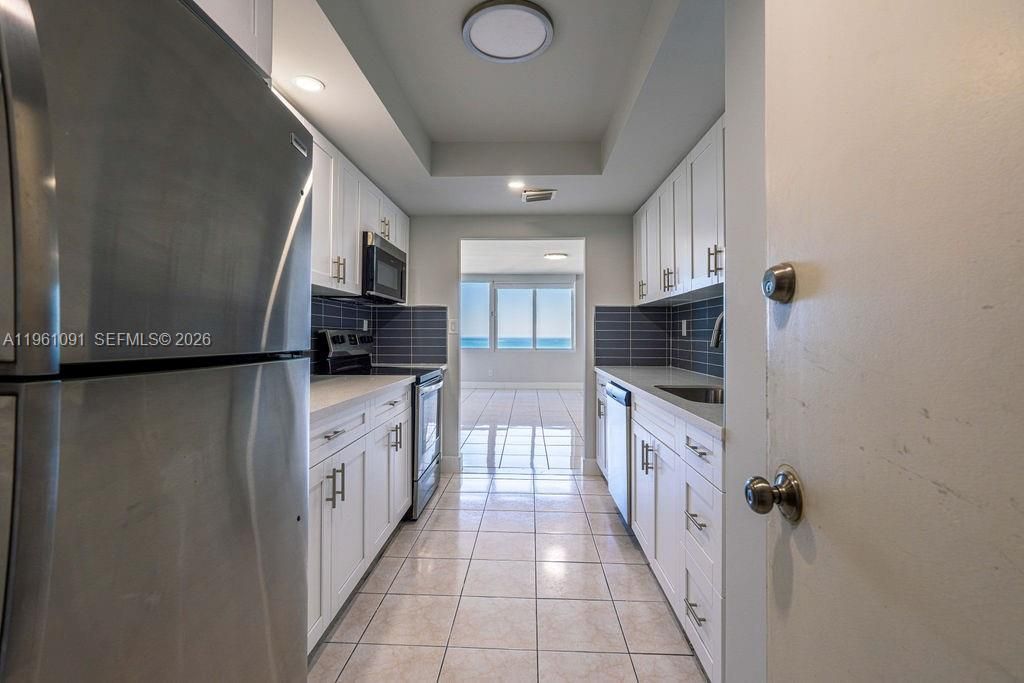 5401 Collins Ave, Unit 919, Miami Beach, FL 33140 Photo