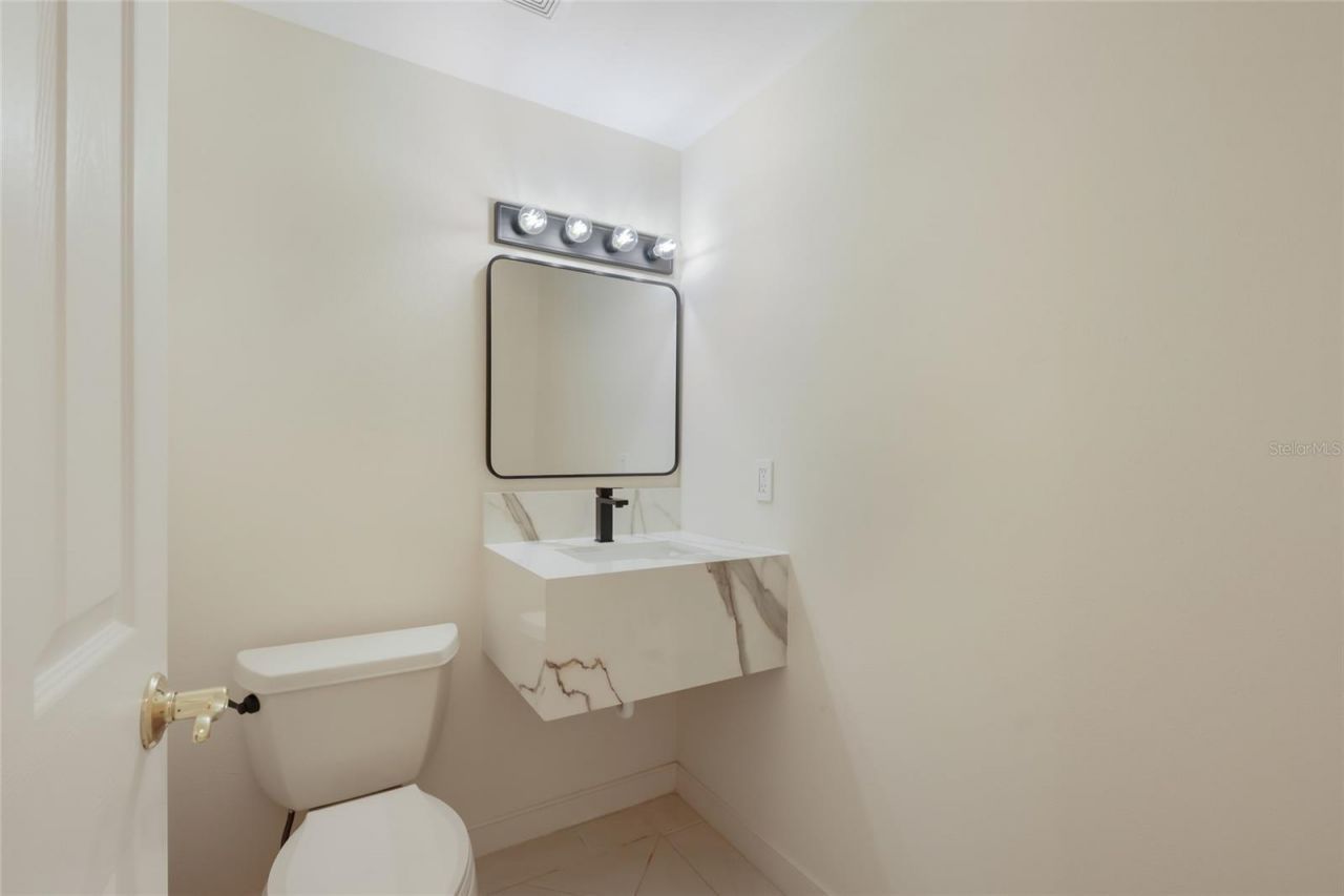 7908 Warwick Gardens Lane, University Park, FL 34201 Photo