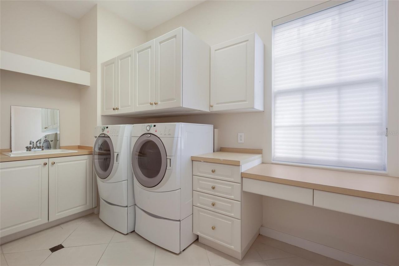 7908 Warwick Gardens Lane, University Park, FL 34201 Photo