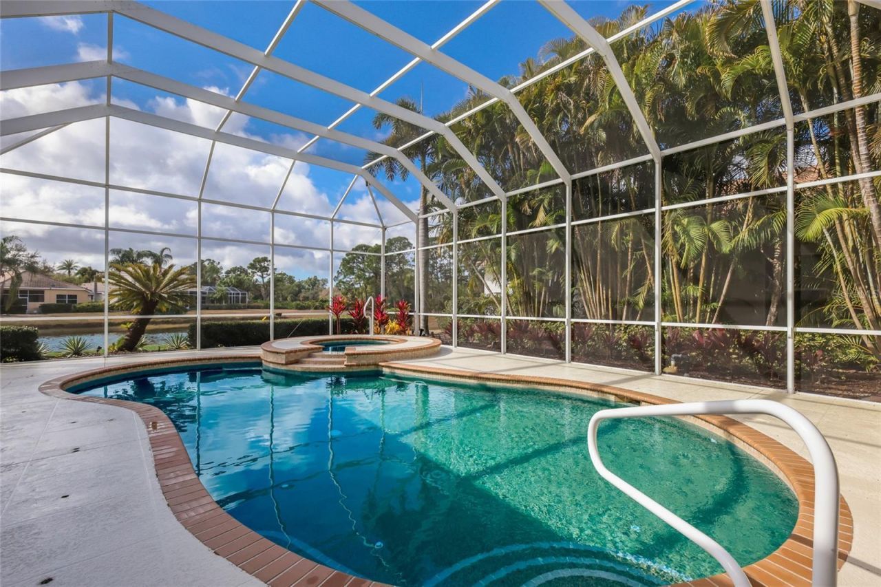 7908 Warwick Gardens Lane, University Park, FL 34201 Photo