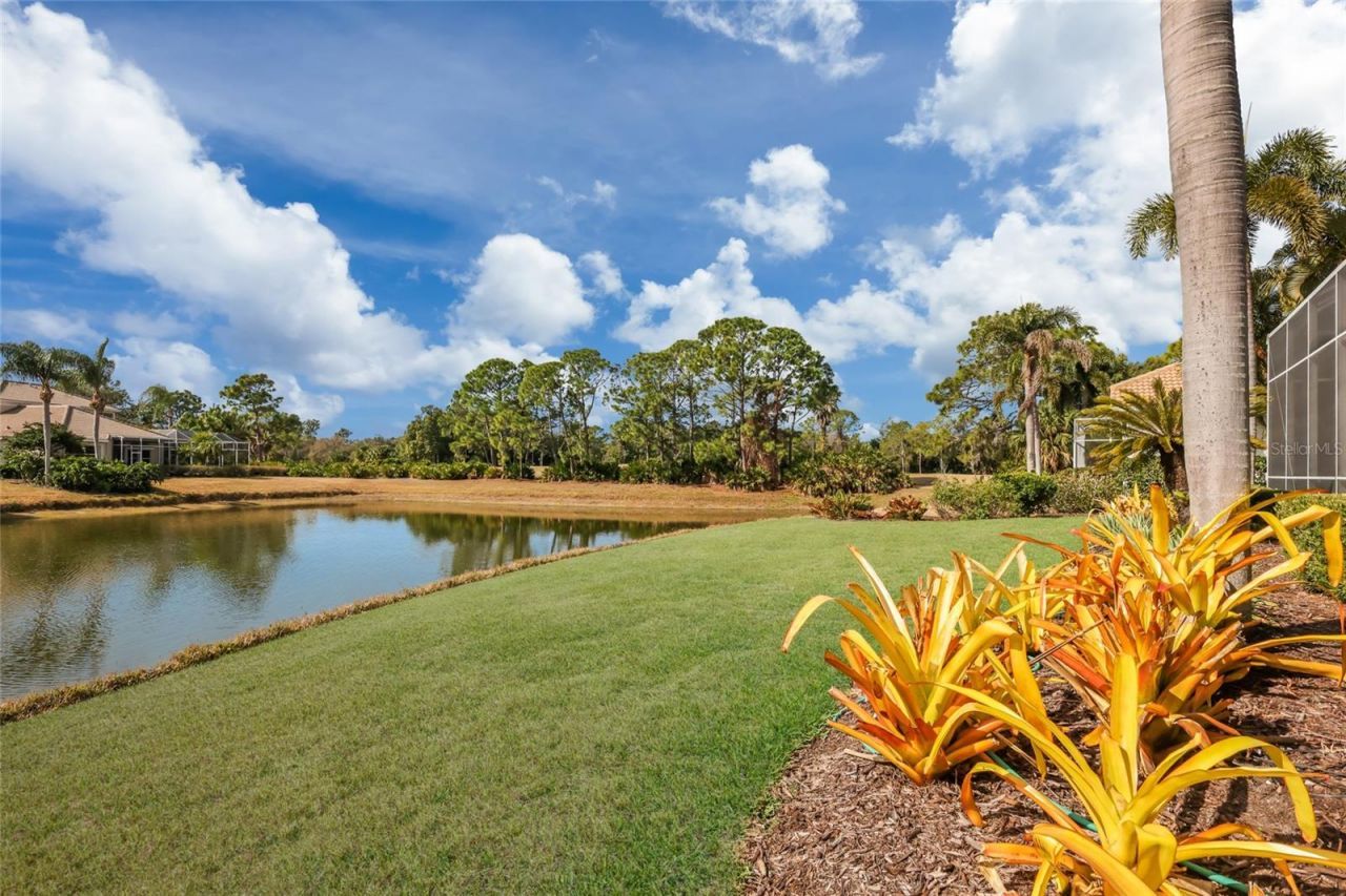 7908 Warwick Gardens Lane, University Park, FL 34201 Photo