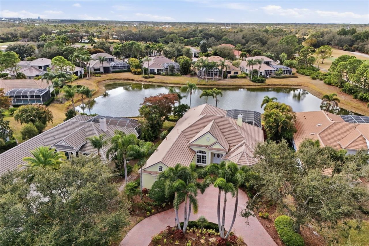7908 Warwick Gardens Lane, University Park, FL 34201 Photo