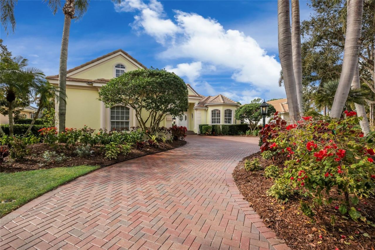 7908 Warwick Gardens Lane, University Park, FL 34201 Photo