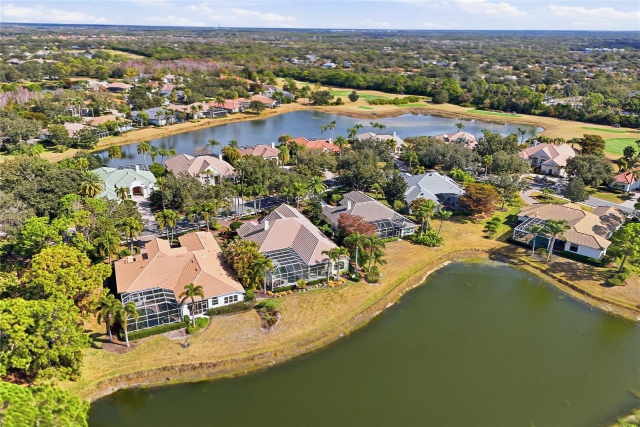 7908 Warwick Gardens Lane, University Park, FL 34201 Photo