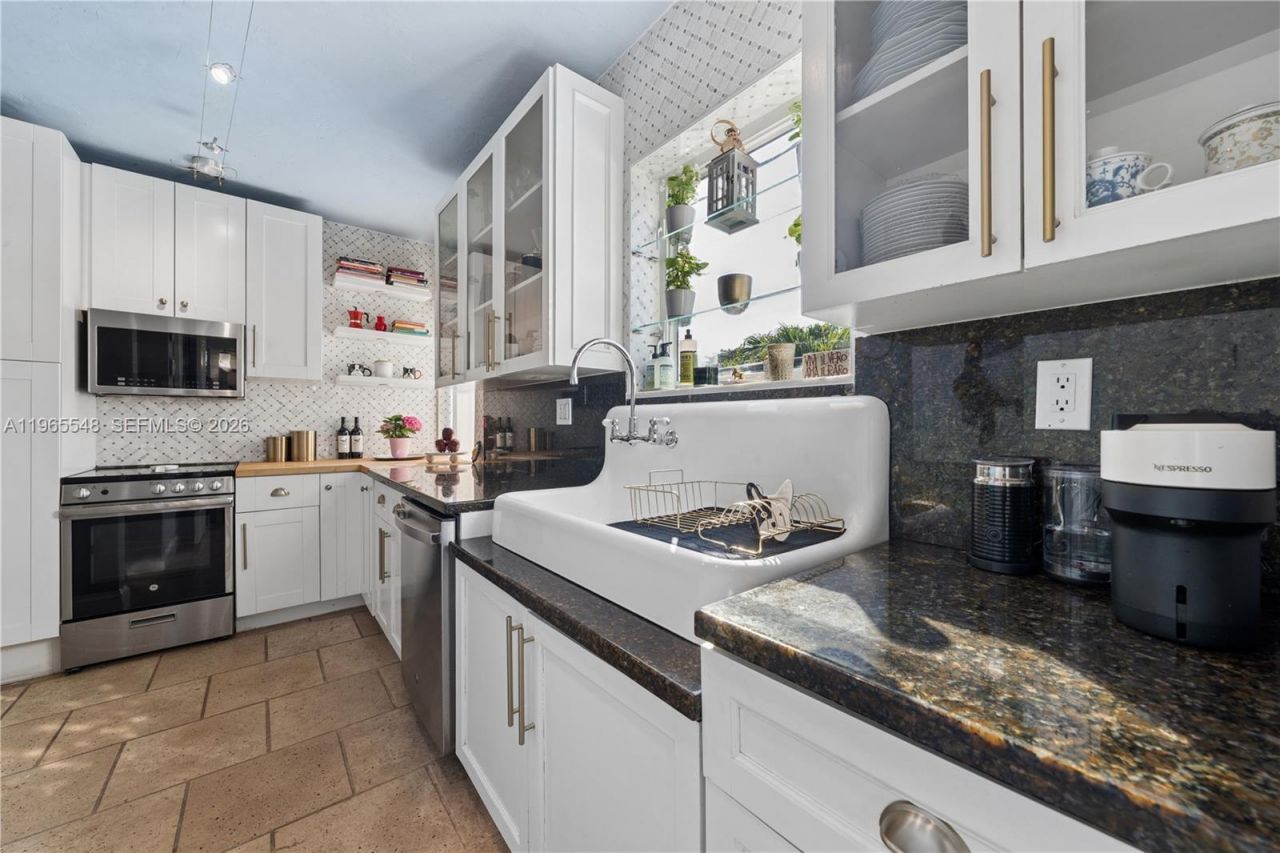 4500 Sheridan Ave, Miami Beach, FL 33140 Photo