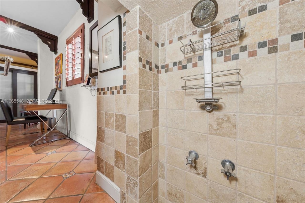 4500 Sheridan Ave, Miami Beach, FL 33140 Photo