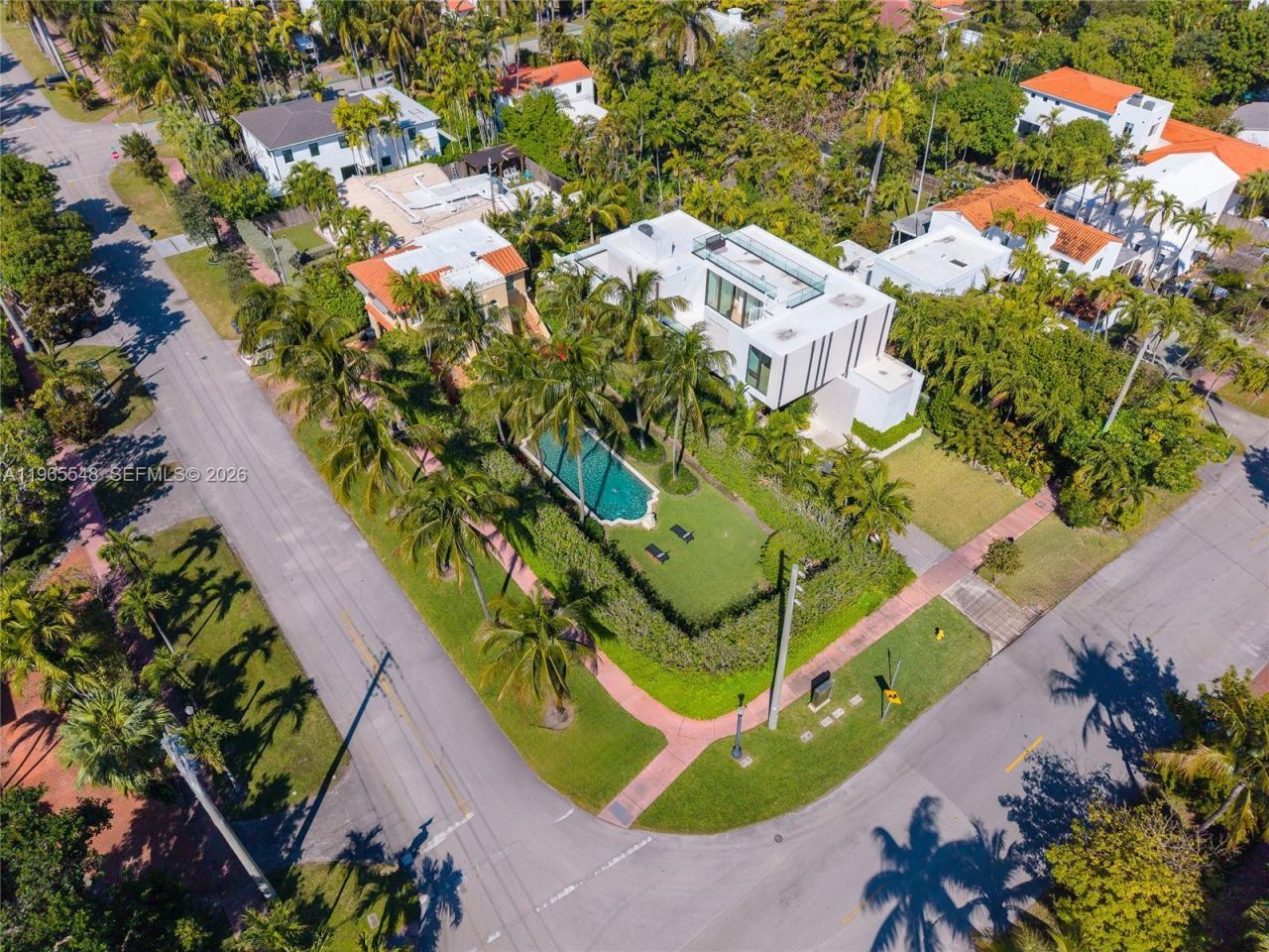 4500 Sheridan Ave, Miami Beach, FL 33140 Photo