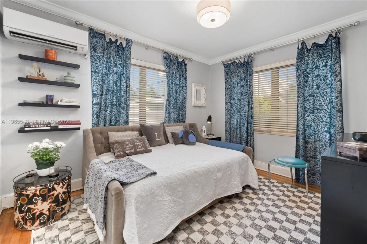 4500 Sheridan Ave, Miami Beach, FL 33140 Photo