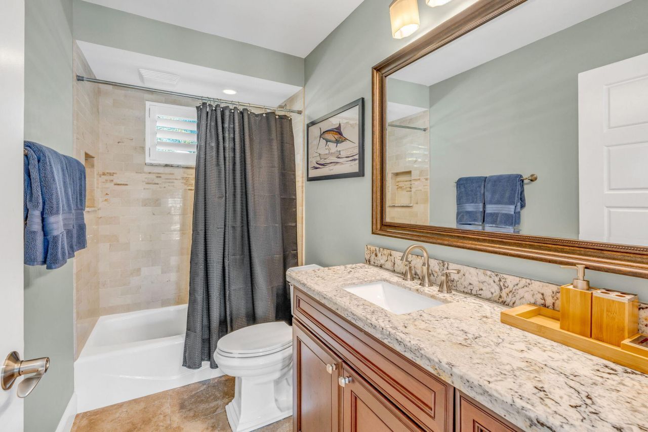 105 Palo De Oro Drive, Islamorada, FL 33036 Photo