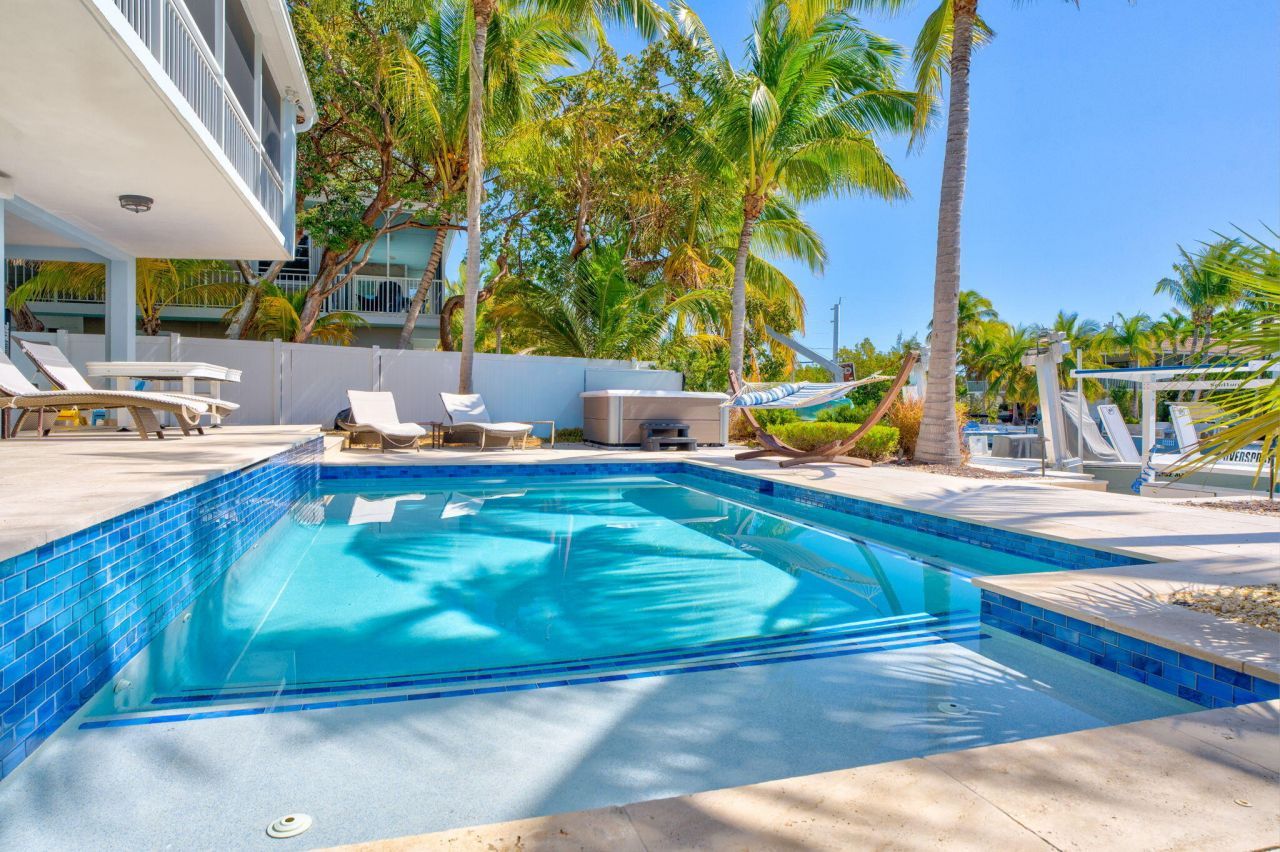 105 Palo De Oro Drive, Islamorada, FL 33036 Photo