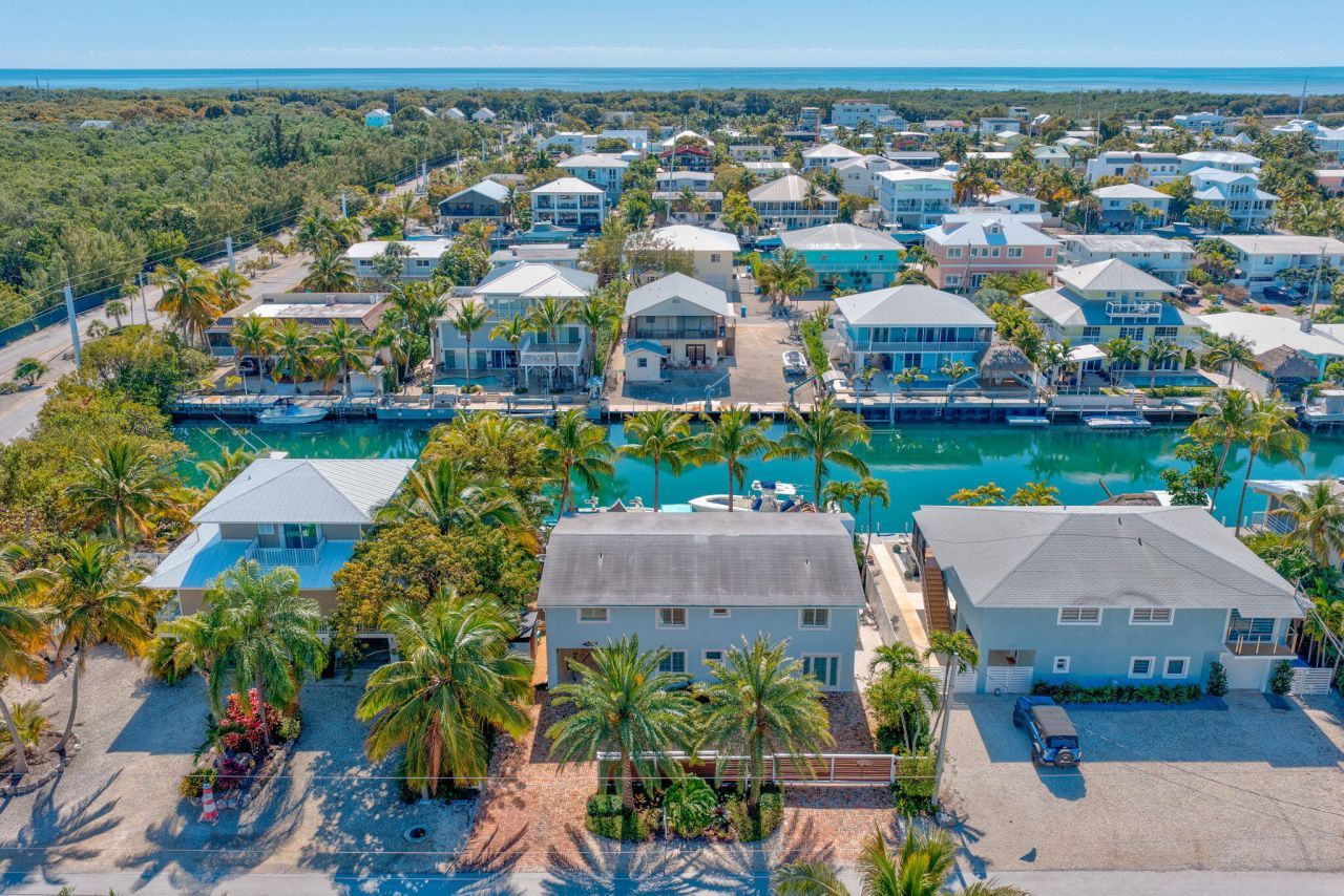 105 Palo De Oro Drive, Islamorada, FL 33036 Photo
