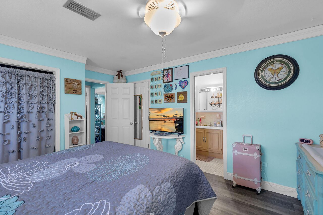 30 Jewfish Avenue, Key Largo, FL 33037 Photo