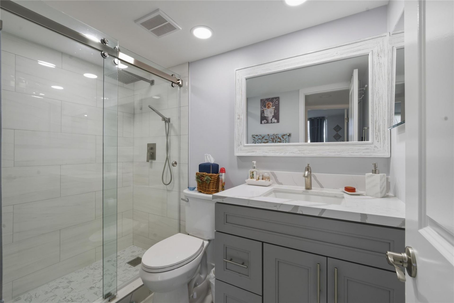 9611 N Hollybrook Lake Drive, Unit 101, Pembroke Pines, FL 33025 Photo