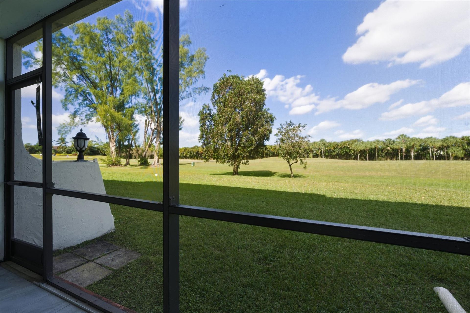 9611 N Hollybrook Lake Drive, Unit 101, Pembroke Pines, FL 33025 Photo