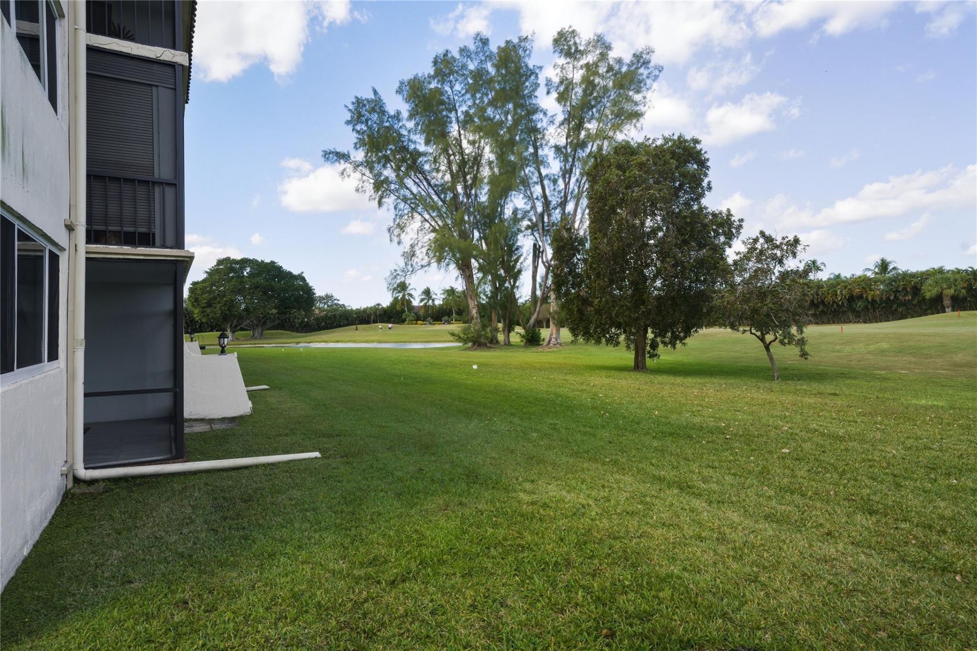 9611 N Hollybrook Lake Drive, Unit 101, Pembroke Pines, FL 33025 Photo