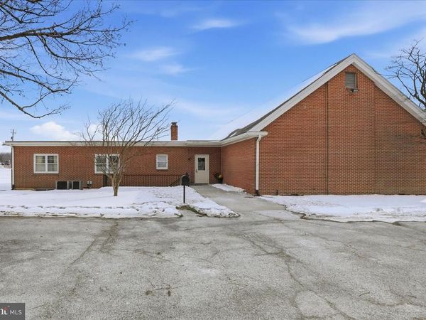 25 BEECHWOOD LANE , ELIZABETHTOWN, PA 17022