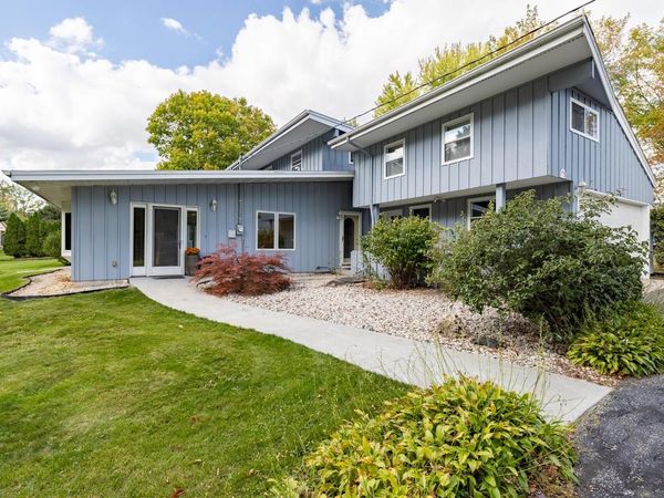 4705 Highland Park DRIVE, Slinger, WI 53086