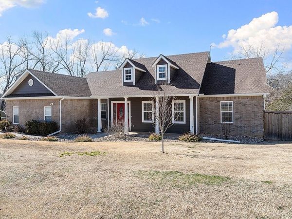 8767 Pageant Drive, Rogers, AR 72756
