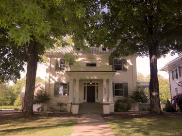 2142 Rivermont Avenue, Lynchburg, VA 24503