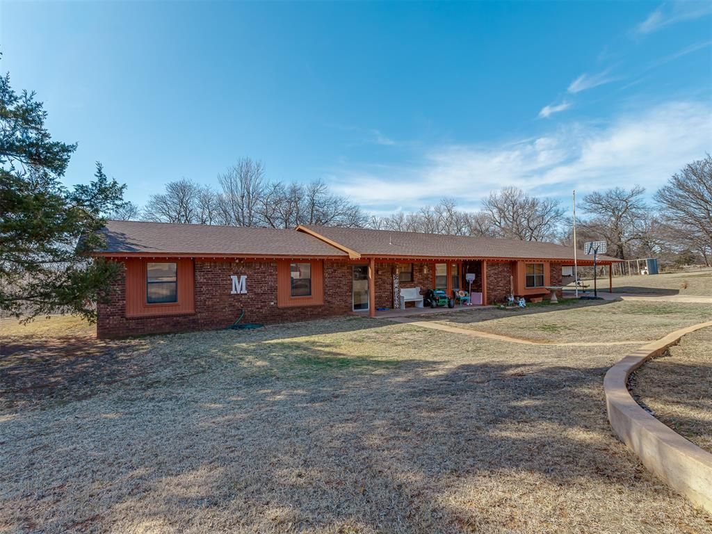 1628 Old Highway 81, Chickasha, OK 73018 Main Photo