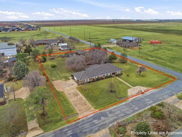 1 Constitution Avenue, Altus, OK 73521